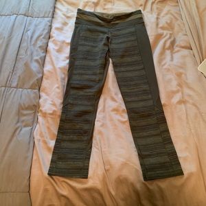 Lululemon cropped leggings